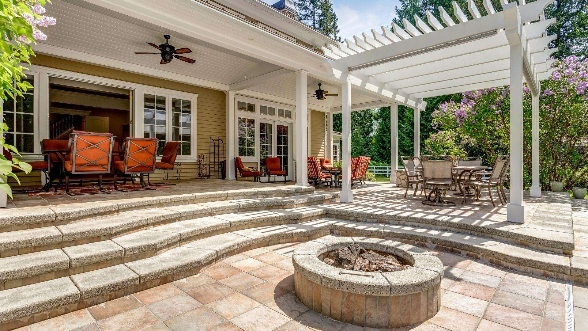 outdoor-living-space